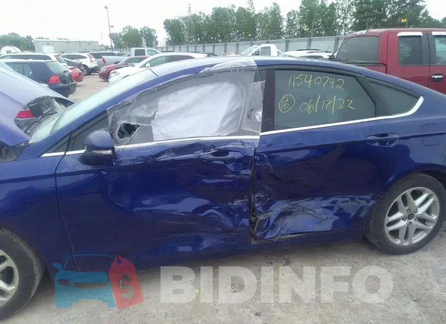3FA6P0HD3GR321513 Photo# 6