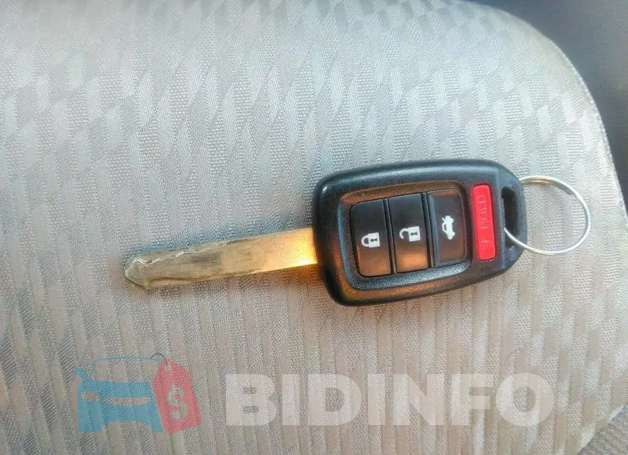 2HGFB2E46FH024014 Photo# 11