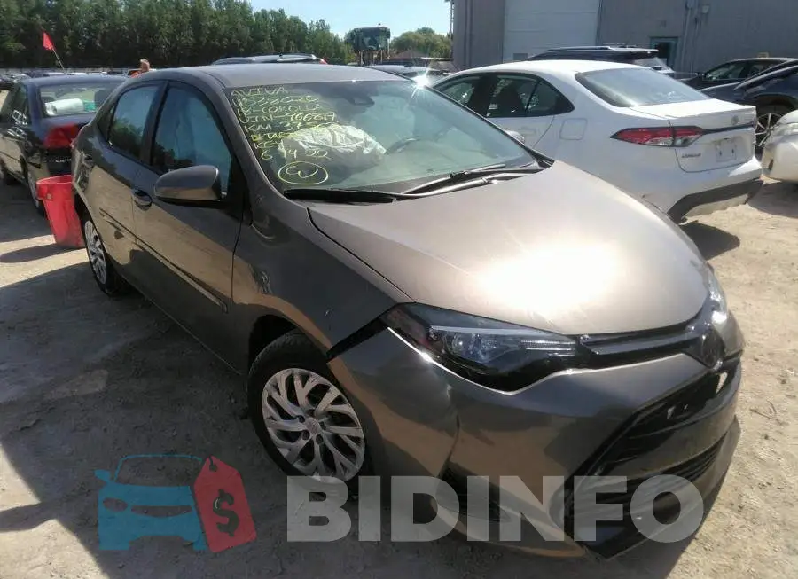 2T1BURHEXJC966817 Photo# 1