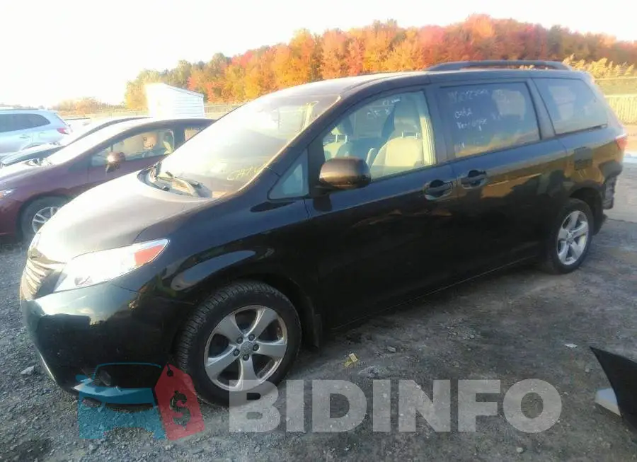 5TDZZ3DC7HS776167 Photo# 2
