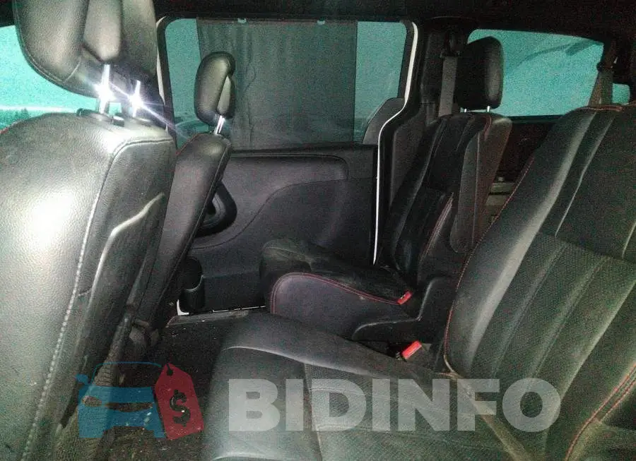 2C4RDGEG3KR677417 Photo# 8