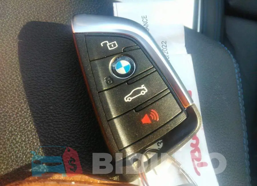 3MW5R7J09M8B52693 Photo# 11