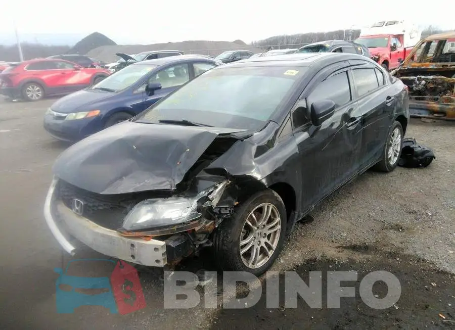 2HGFB2E56FH003317 Photo# 2