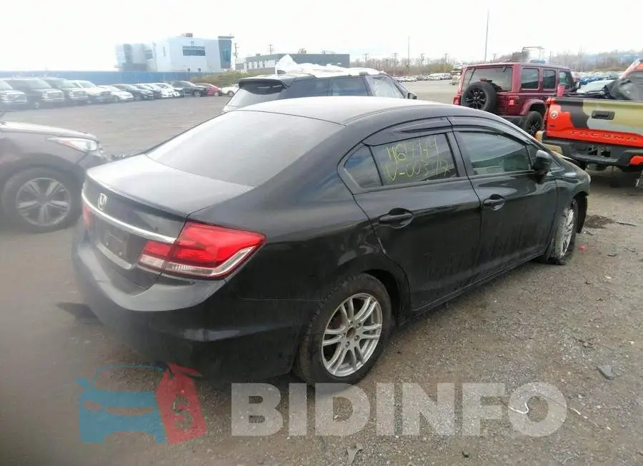 2HGFB2E56FH003317 Photo# 4