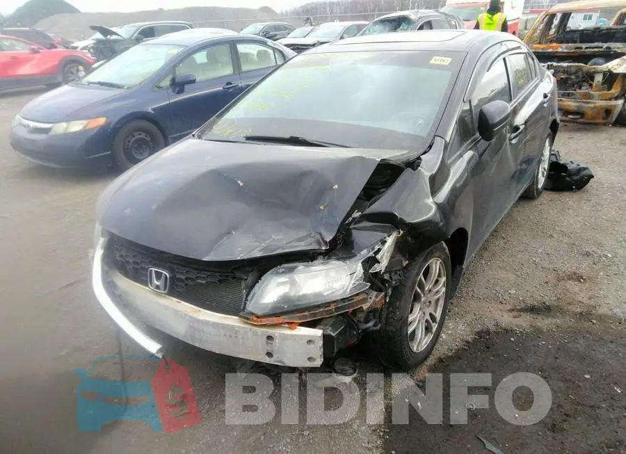 2HGFB2E56FH003317 Photo# 6
