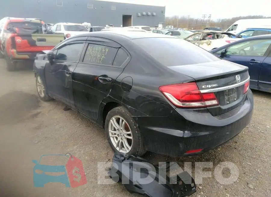 2HGFB2E56FH003317 Photo# 3