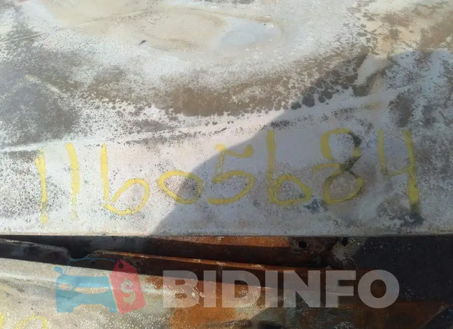 WBA8E3G54GNU00824 Photo# 9