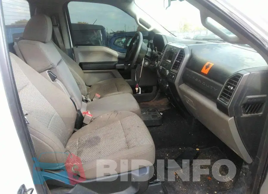 1FTBF2A62KEF62476 Photo# 5