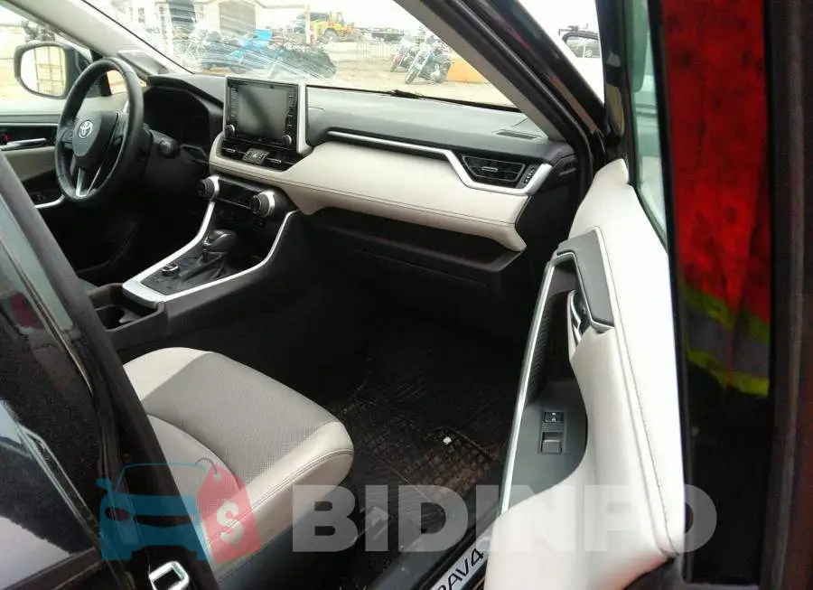 2T3D1RFV8KC004514 Photo# 5