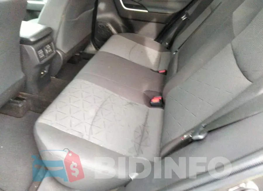 2T3R1RFV9MC251579 Photo# 8