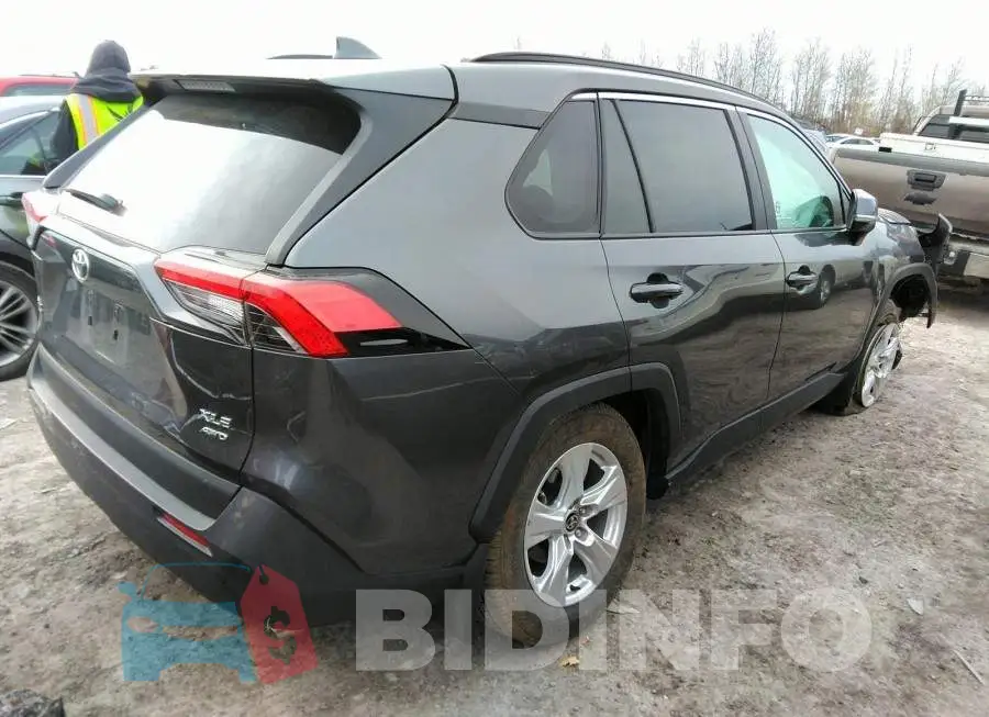 2T3R1RFV9MC251579 Photo# 4