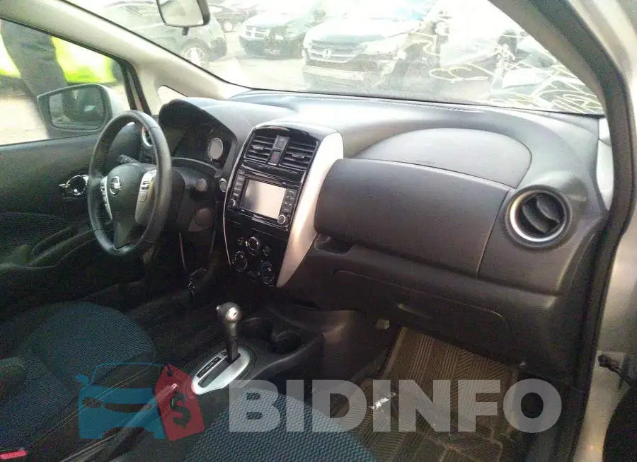3N1CE2CP6FL355529 Photo# 5