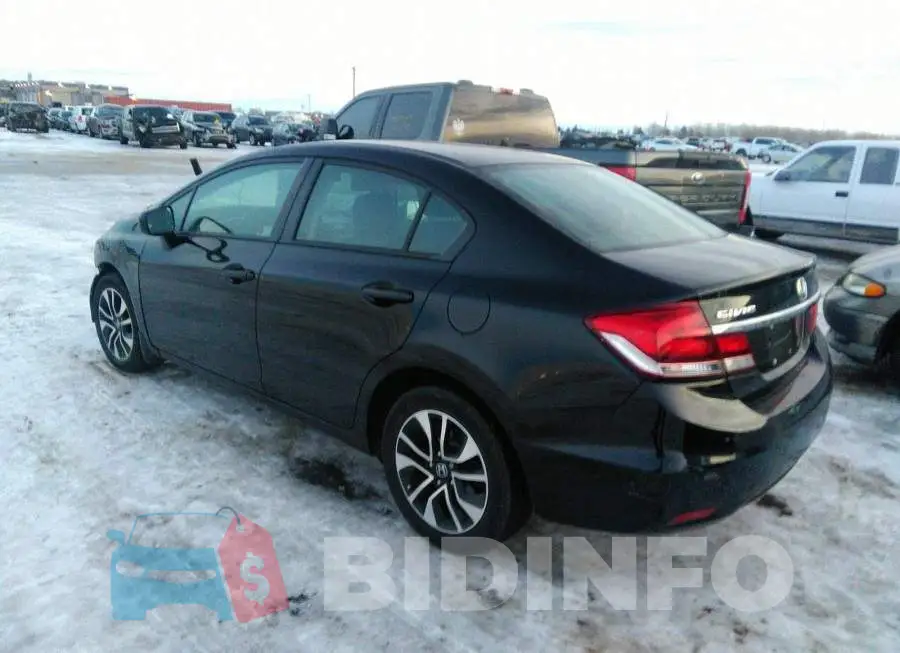 2HGFB2F57FH019184 Photo# 3