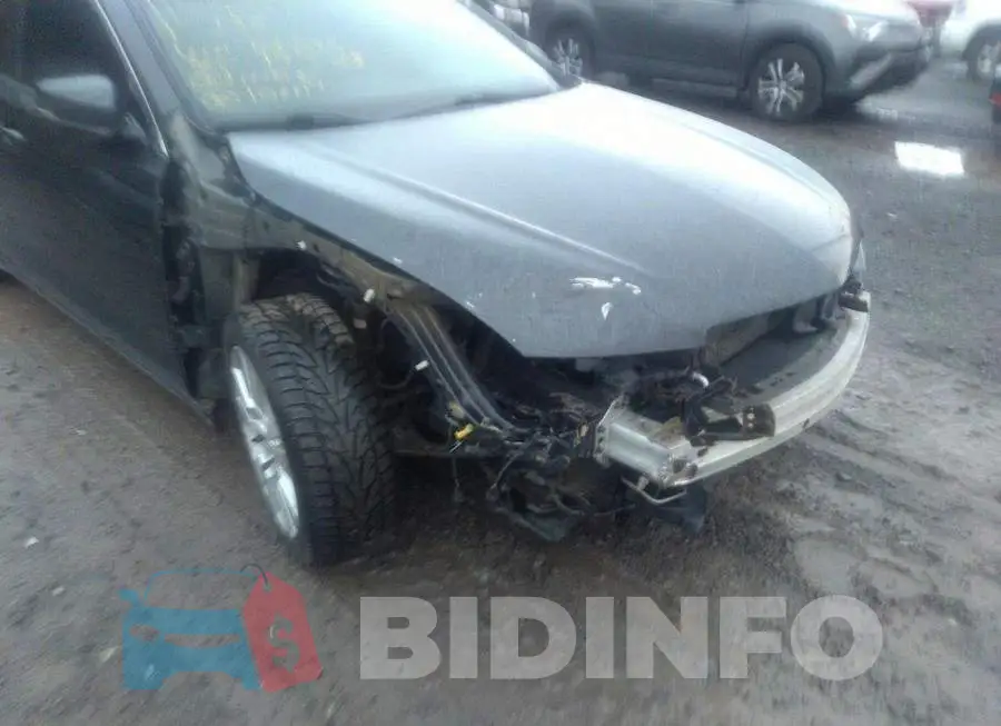 19UUB2F5XFA800626 Photo# 6