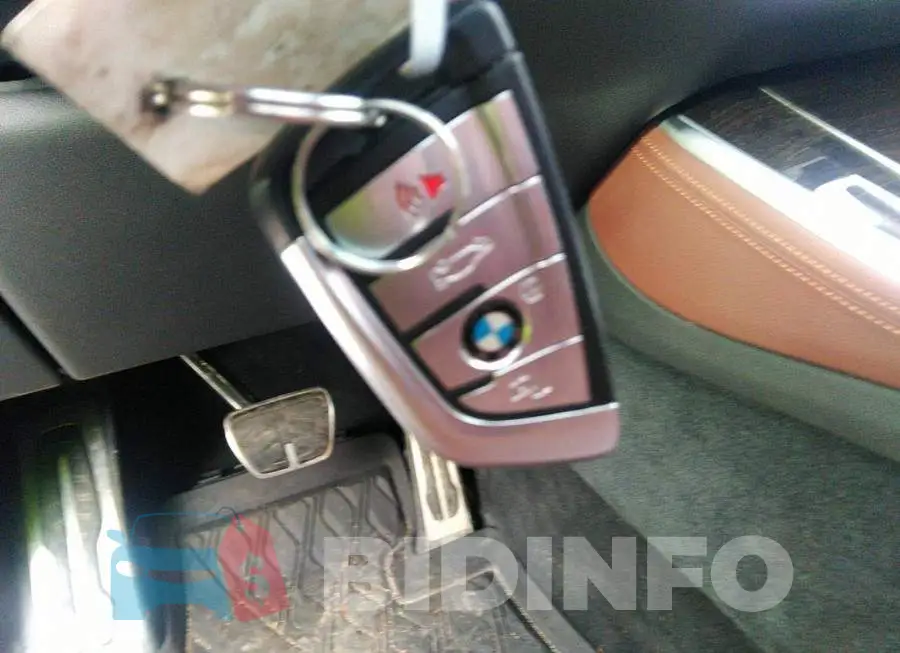 5UXCR6C54KLB12252 Photo# 11