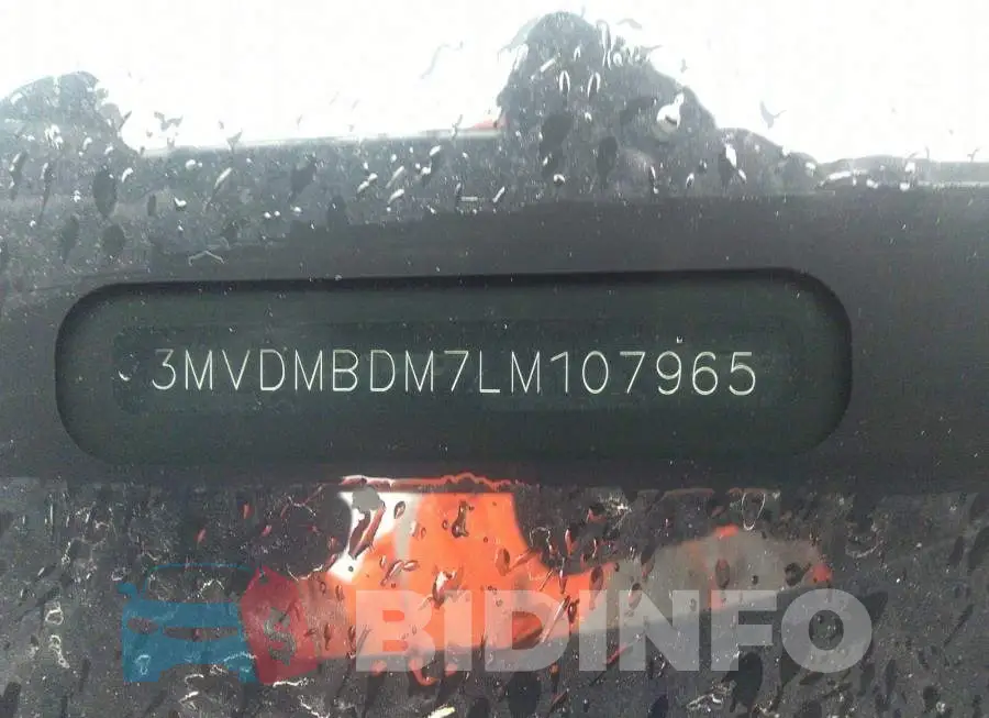 3MVDMBDM7LM107965 Photo# 9