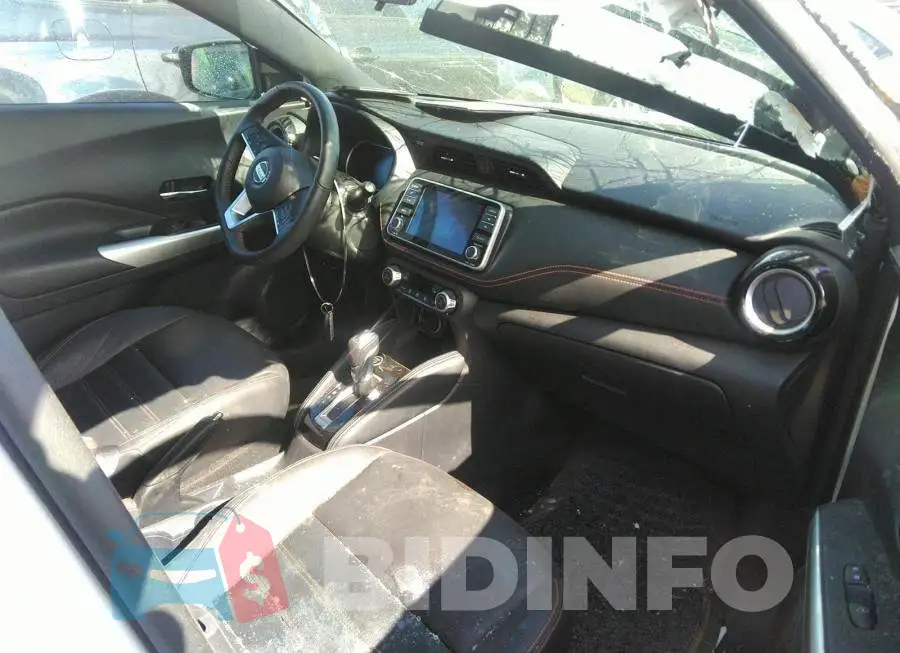 3N1CP5DV6LL511671 Photo# 5