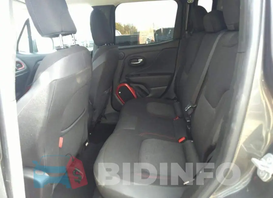 ZACCJBCB8HPE75484 Photo# 8