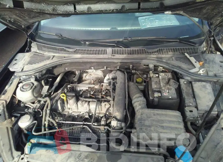 3VWE57BU0KM266986 Photo# 10