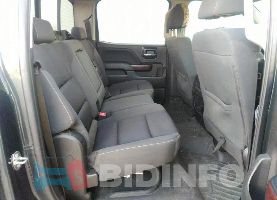 3GTU2MEC8JG137027 Photo# 8
