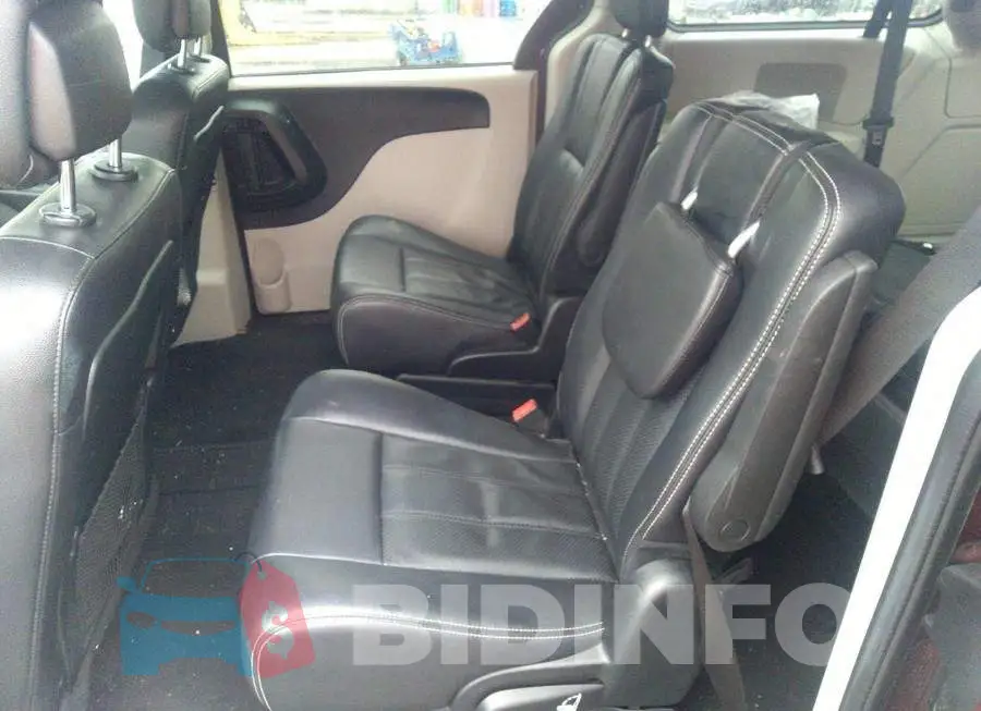 2C4RDGDG1KR527713 Photo# 8