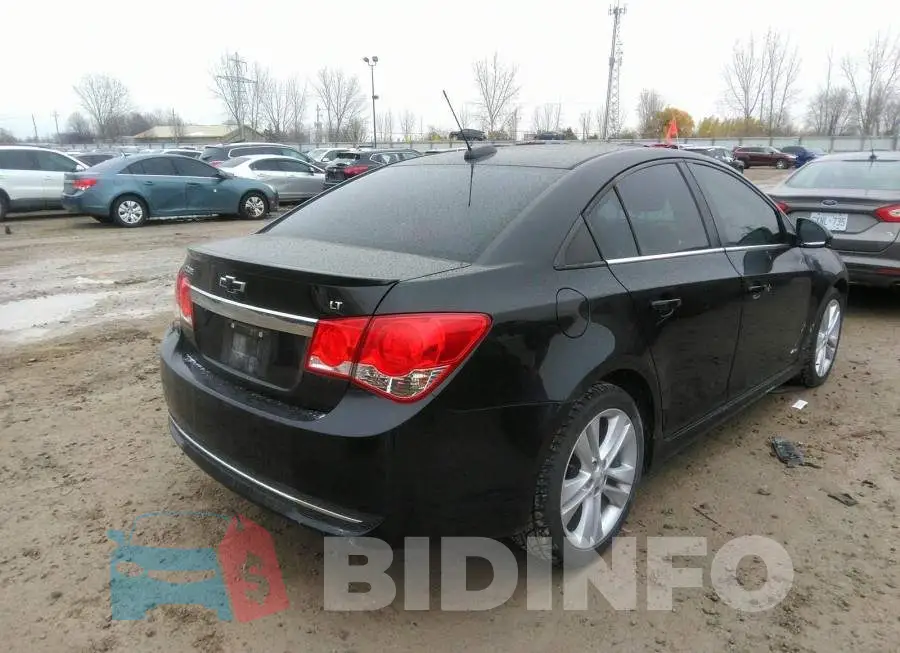 1G1PE5SB6F7177821 Photo# 4