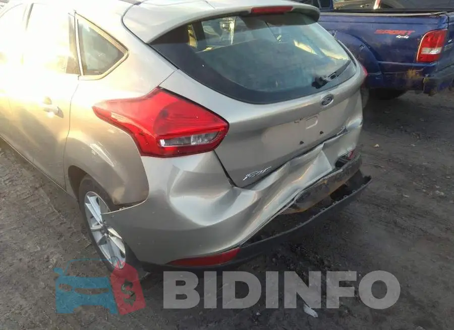 1FADP3K20FL370892 Photo# 6