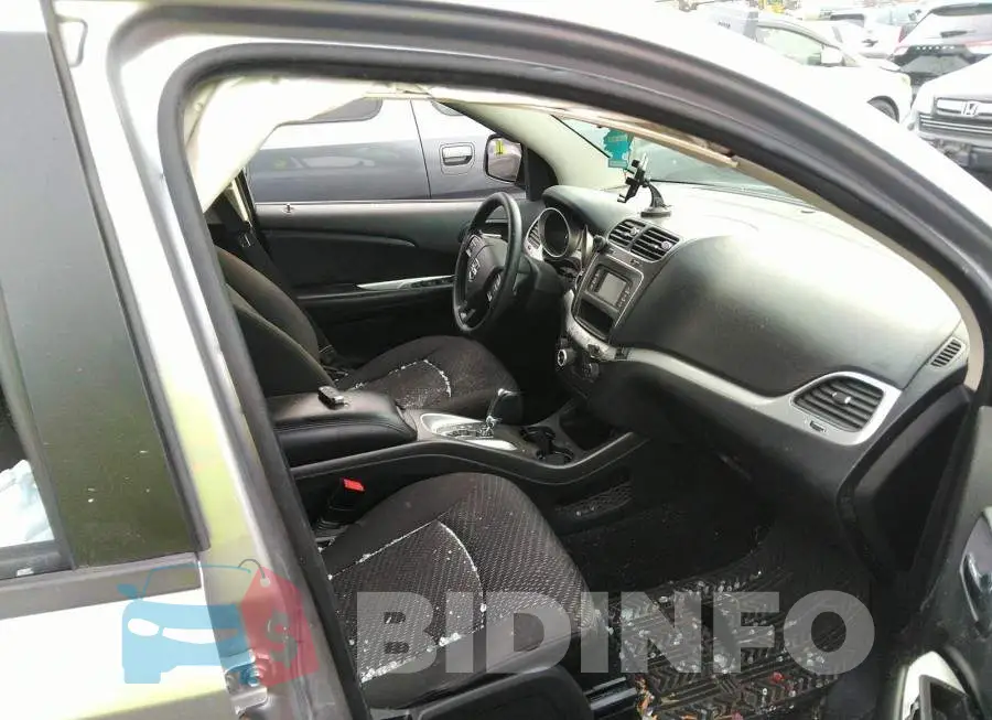 3C4PDCAB2HT585215 Photo# 5