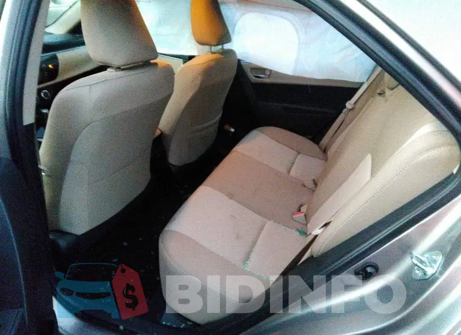 2T1BURHE2FC327385 Photo# 8