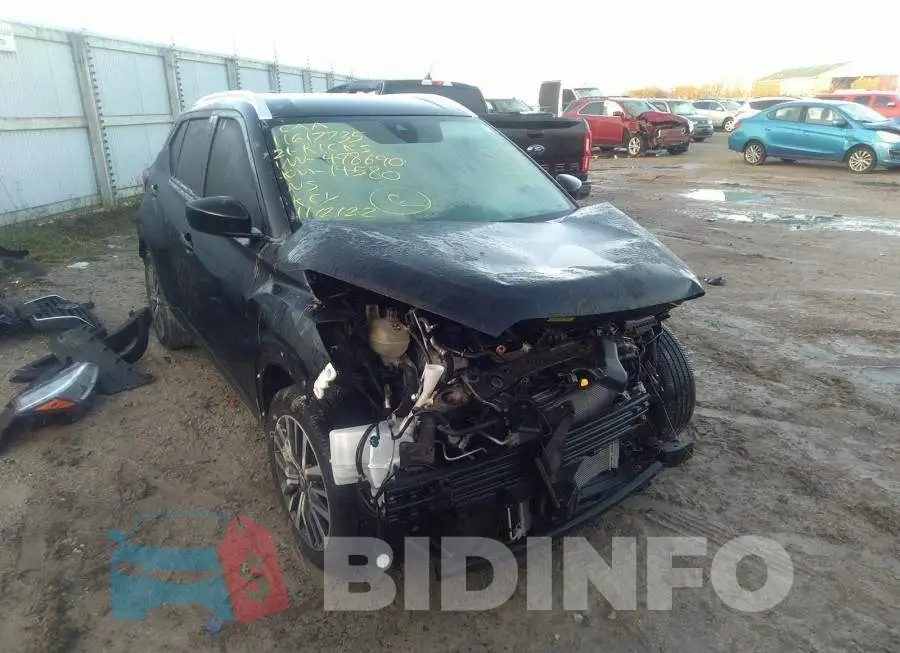 3N1CP5CV4ML478690 Photo# 1