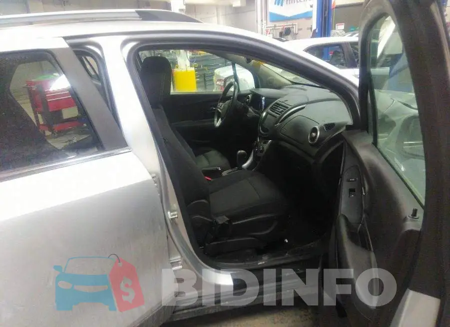 3GNCJPSB1GL276239 Photo# 5