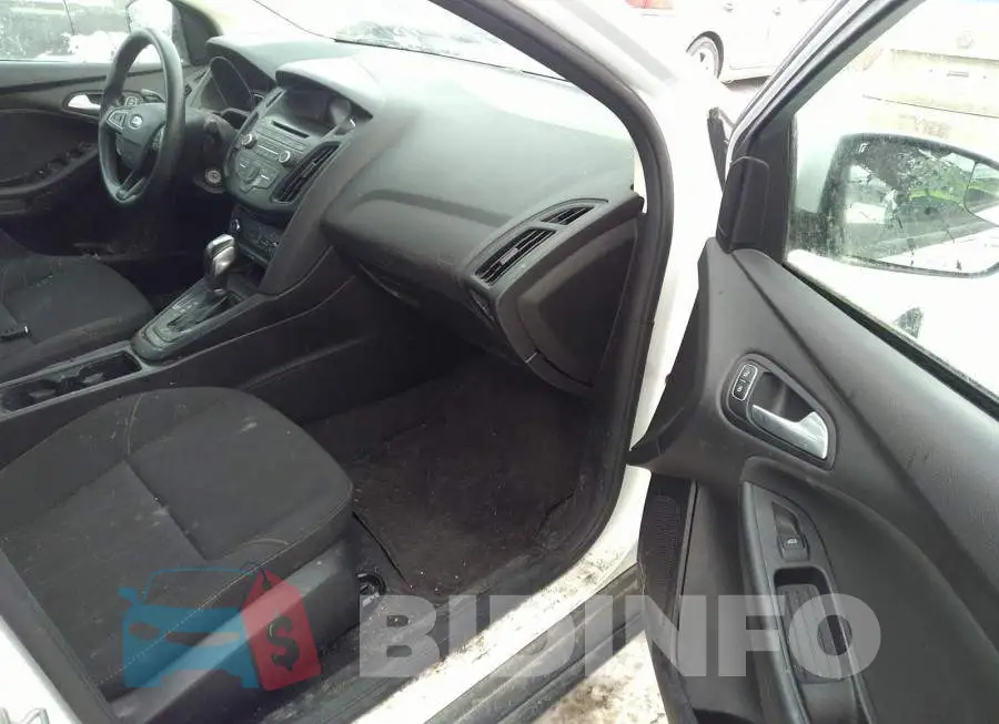 1FADP3F21GL400462 Photo# 5