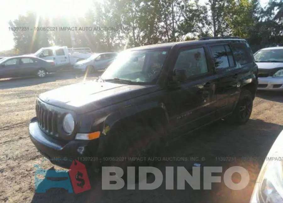 1C4NJPABXFD397424 Photo# 2