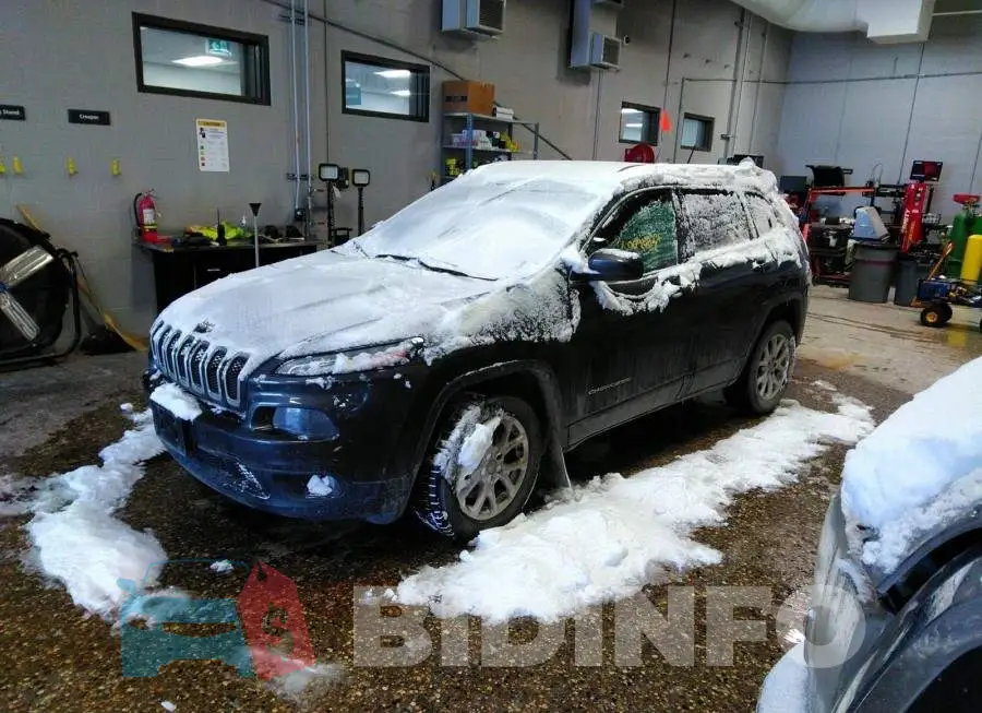 1C4PJLCB5FW518623 Photo# 2
