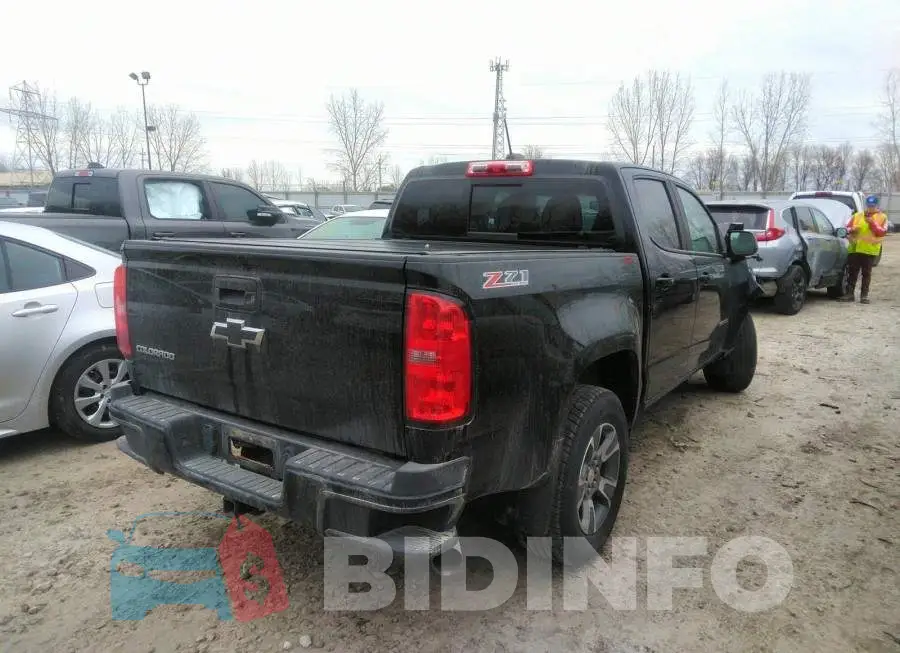 1GCPTDE14G1363534 Photo# 4