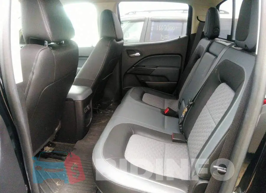 1GCPTDE14G1363534 Photo# 8