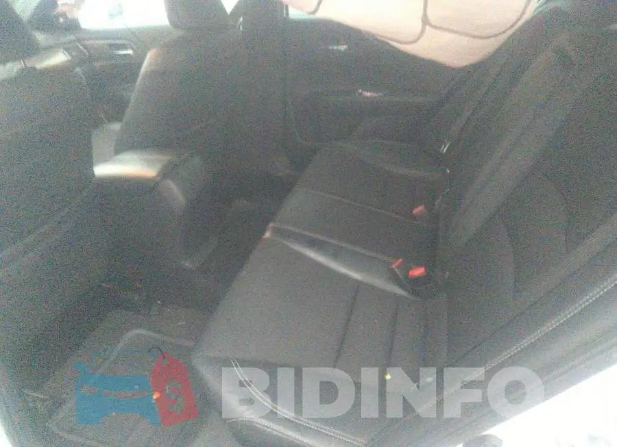 1HGCR2F6XGA804371 Photo# 8