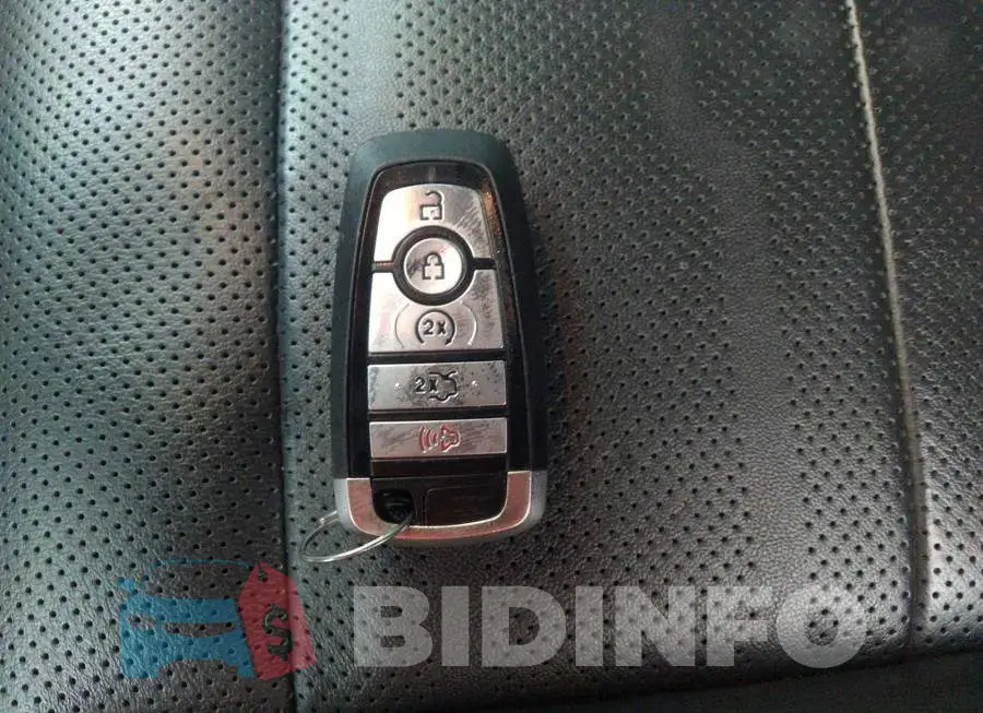 1FA6P8CFXK5152111 Photo# 11