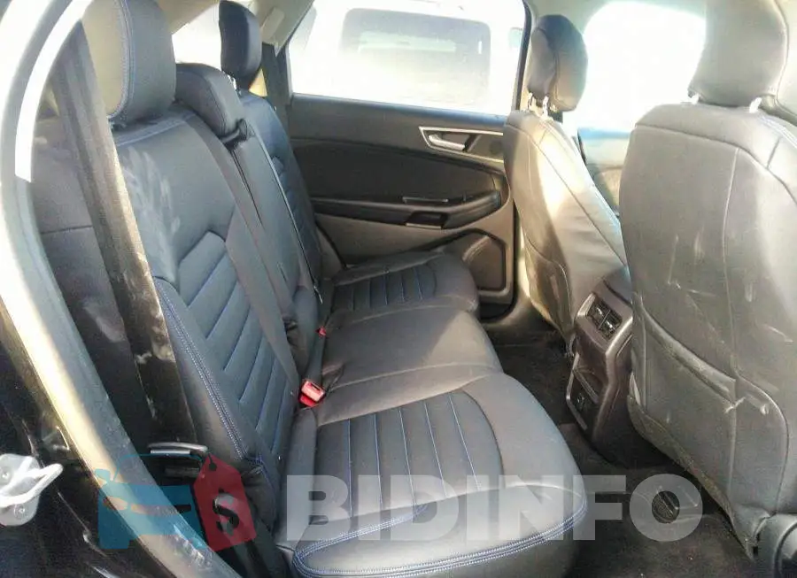 2FMPK4J80JBC03048 Photo# 8
