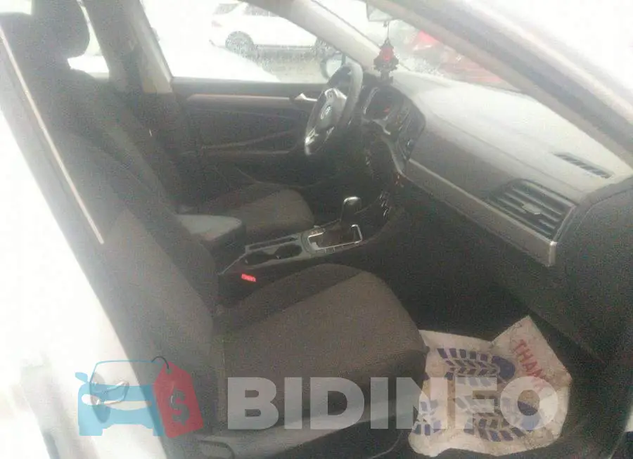 3VWC57BU3KM163147 Photo# 5