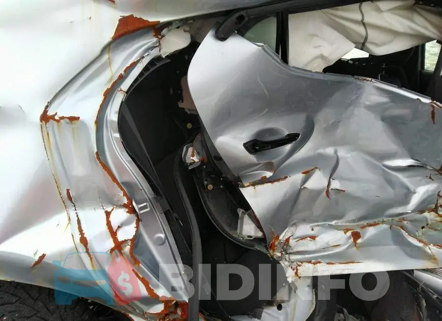 JM1BPAK75L1174102 Photo# 8