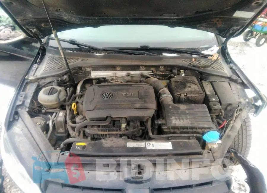 3VW217AU3FM002974 Photo# 10