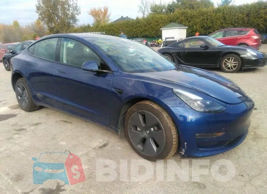 5YJ3E1EB4NF271117 Photo# 1