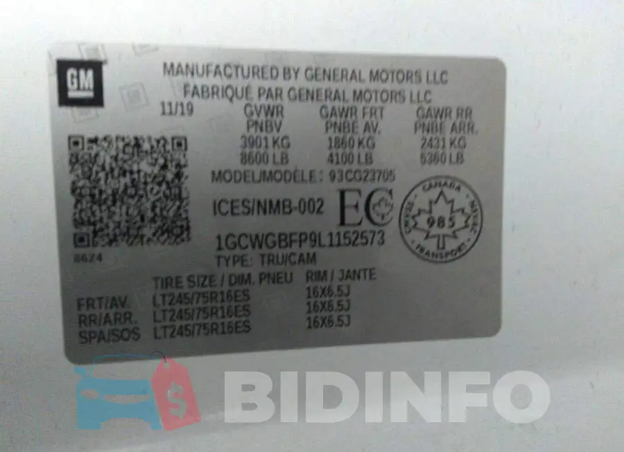 1GCWGBFP9L1152573 Photo# 9