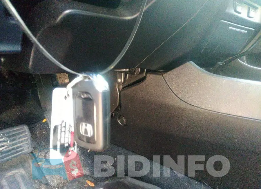 2HGFB2F50FH045187 Photo# 11