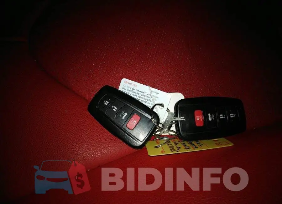 4T1K31AK8NU034107 Photo# 11