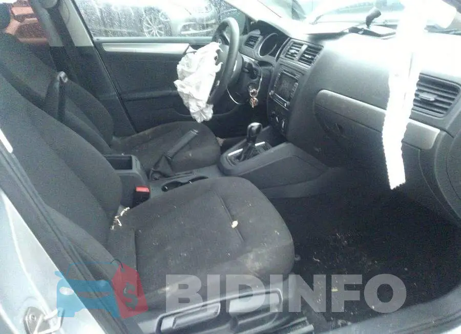 3VW2K7AJ4FM347207 Photo# 5
