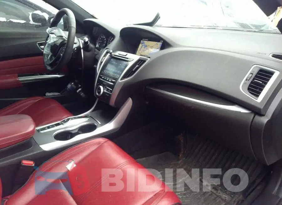 19UUB3F68JA802091 Photo# 5