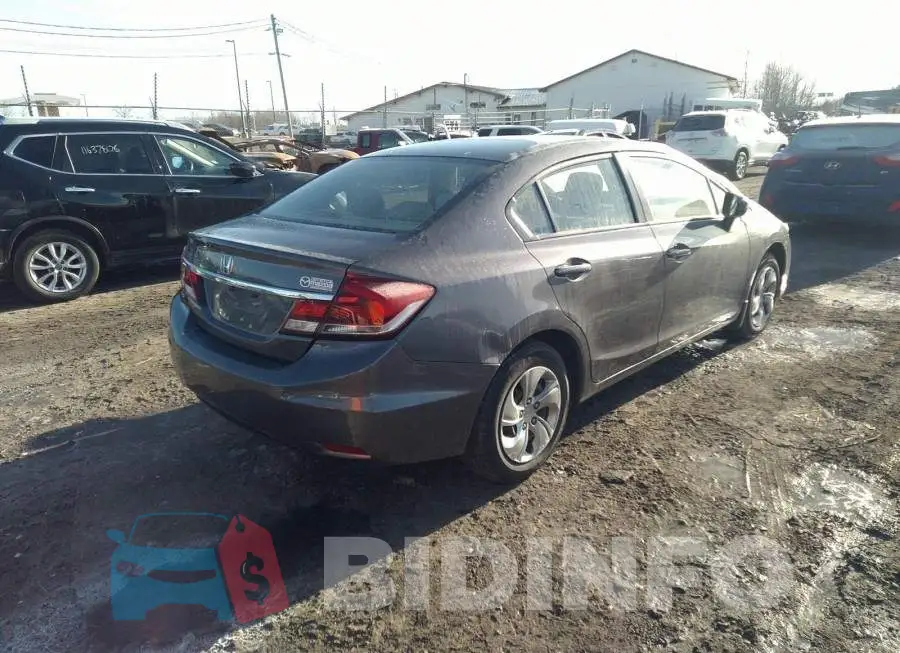 2HGFB2F44FH005704 Photo# 4