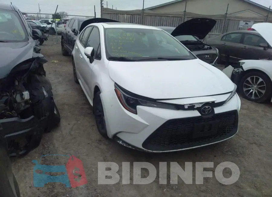 5YFBPRBE3LP025681 Photo# 1
